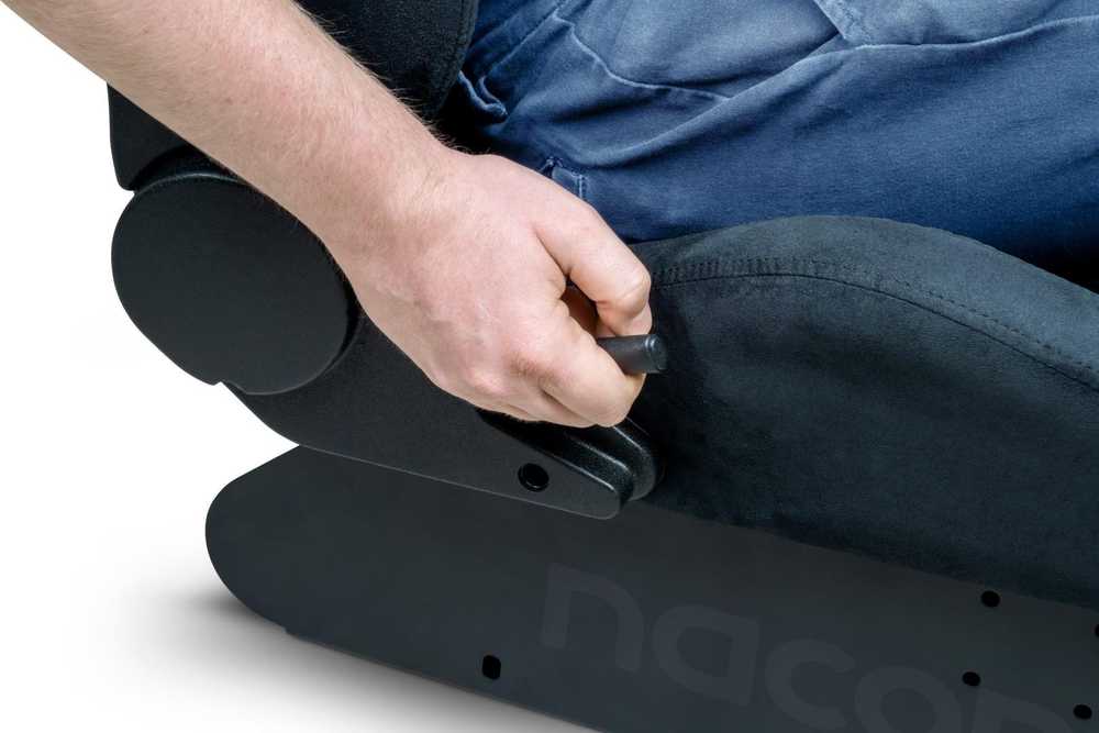 NACON RACING SEAT RM2 COBRA ALCANTARA EDITION vairo laikiklis