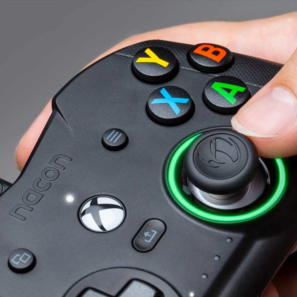 Nacon Revolution X Pro XBOX X/S & One laidinis valdiklis (juoda)