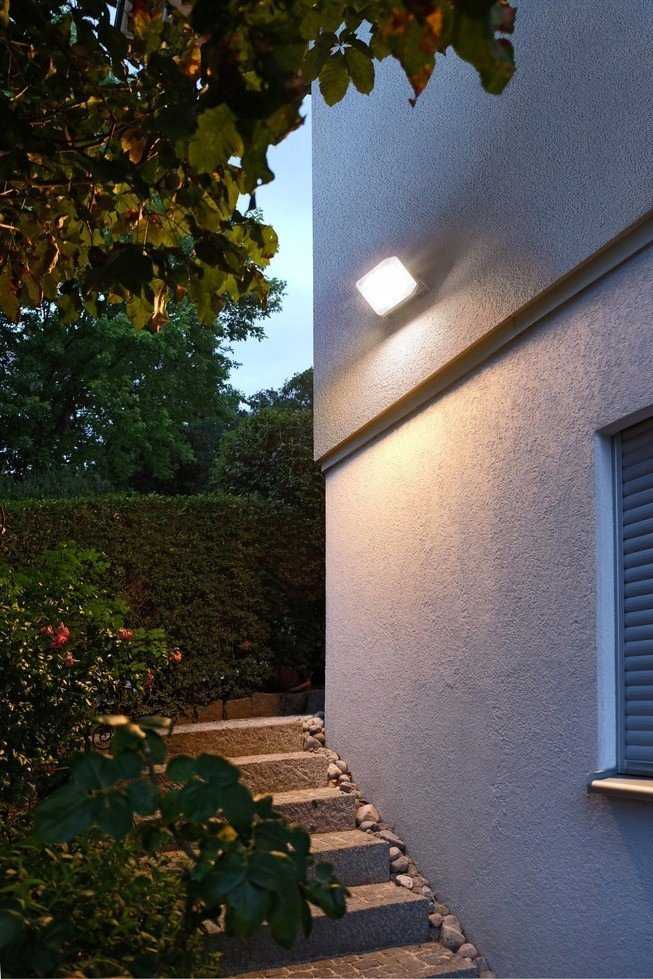 Kondicionierius Naświetlacz Brennenstuhl Brennenstuhl 1178030900 reflektor 30 W LED Pilka E