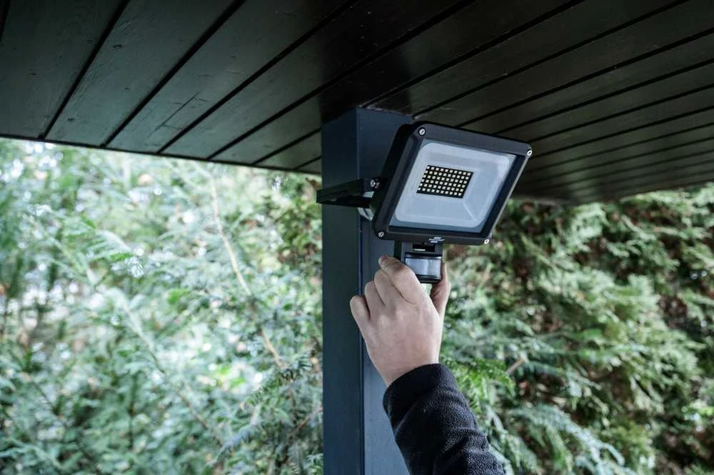 Brennenstuhl PROŽ LED JARO 30W 865K 3450LM IP54 DAV