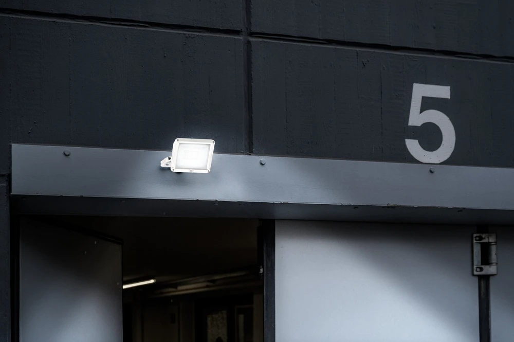 Prožektorius Brennenstuhl Baltas 20 W LED D (1171260241)