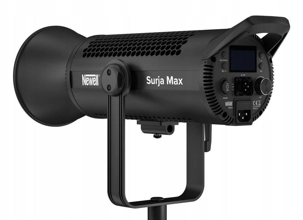 Apšvietimo Įranga - Newell Surja Max 500 450W LED, 2700K-6500K, CRI 96+