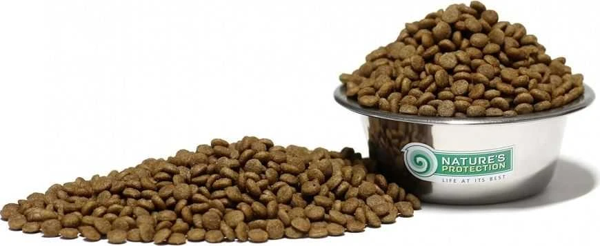 Nature's Protection Superior Care Baltas Dogs ėriena Adult Small and Mini Breeds 1,5kg, mažų ir labai mažų veislių suaugusių baltakailių šunų sausas pašaras su ėriena
