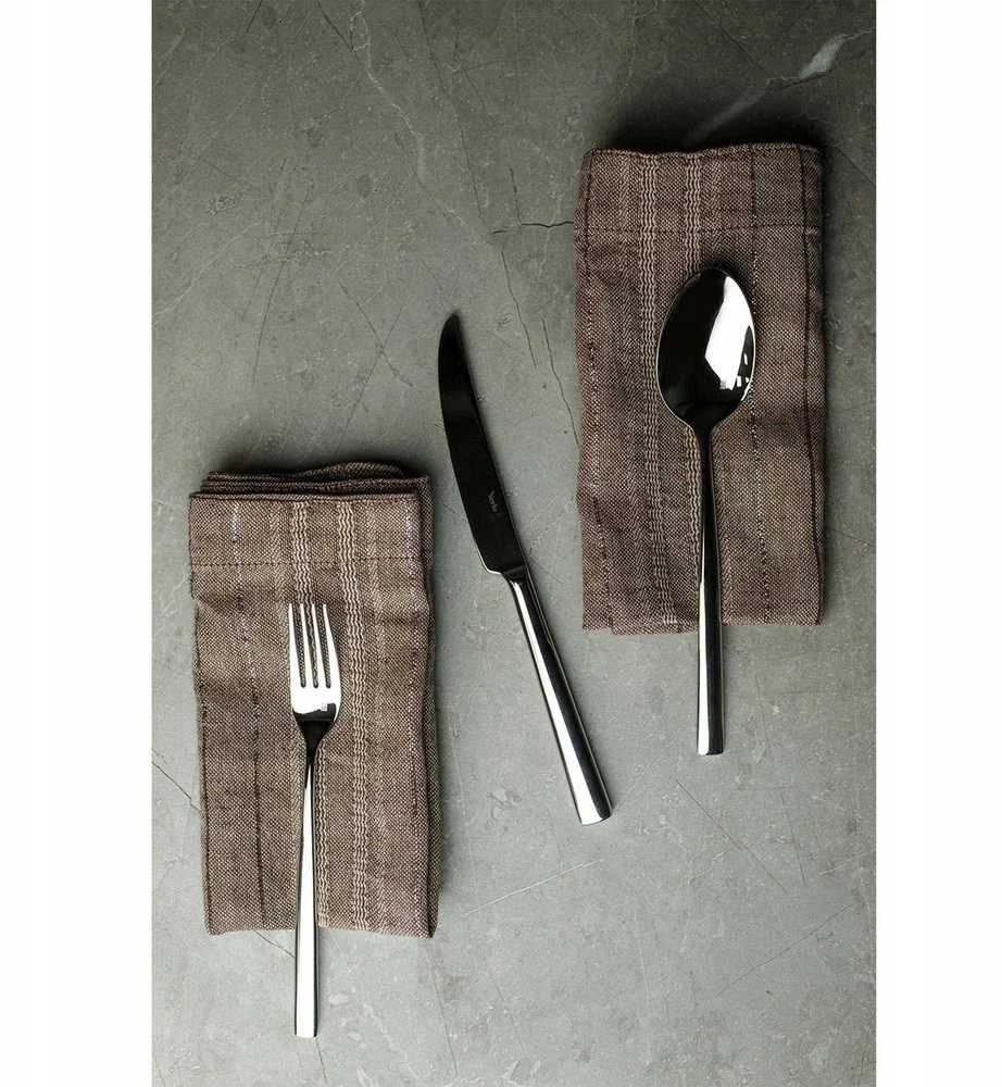 Nava Table peilis, Agila