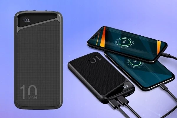 Juodas 10000 mAh powerbankas Navitel PWR10 MX