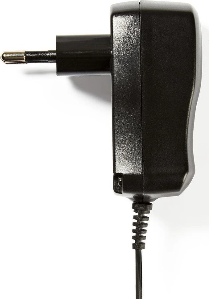 Nedis ACPA006 maitinimo adapteris/išradėjas Juoda