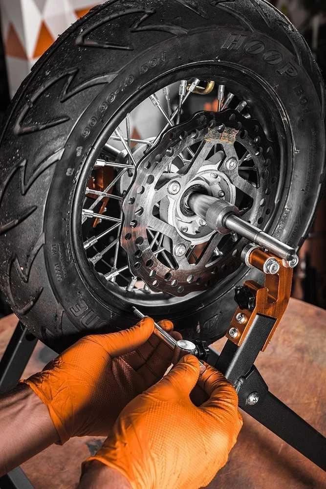 NEO tools 10-590 ratų balansavimo staklės