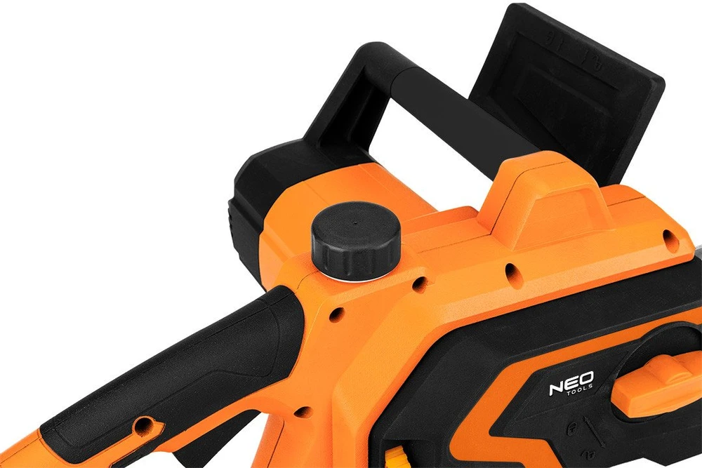 Neo Tools pjūklas 1800 W grandininis pjūklas, 405 mm pjovimo juosta
