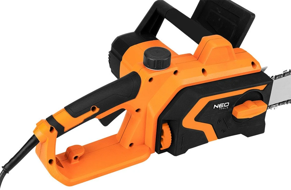 Neo Tools pjūklas 1800 W grandininis pjūklas, 405 mm pjovimo juosta