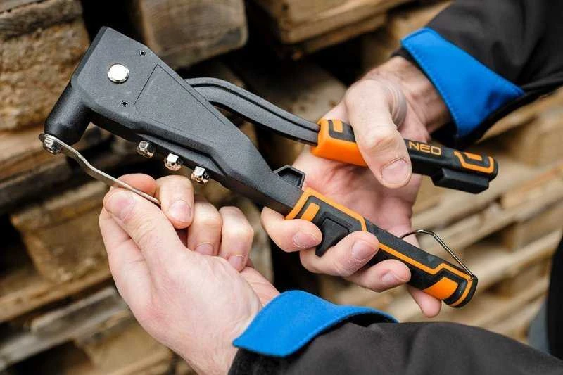 Neo Tools Kniedė plieninėms ir aliuminio kniedėms 2,4 / 3,2 / 4,0 / 4,8 mm