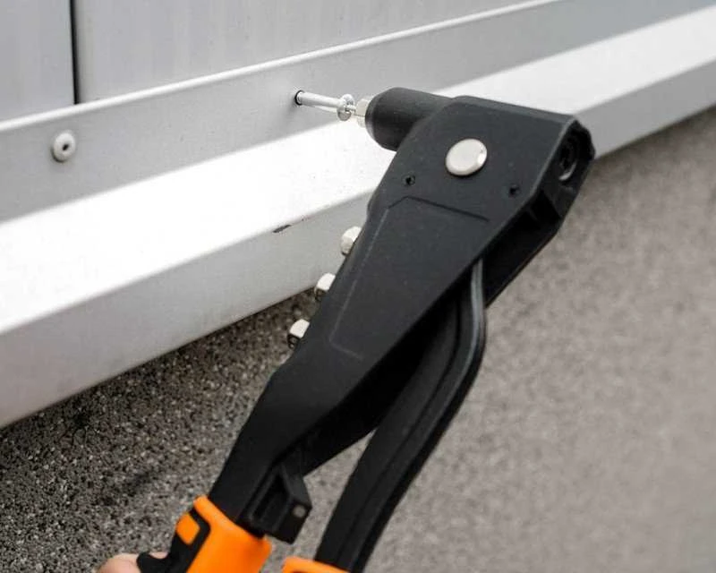 Neo Tools Kniedė plieninėms ir aliuminio kniedėms 2,4 / 3,2 / 4,0 / 4,8 mm