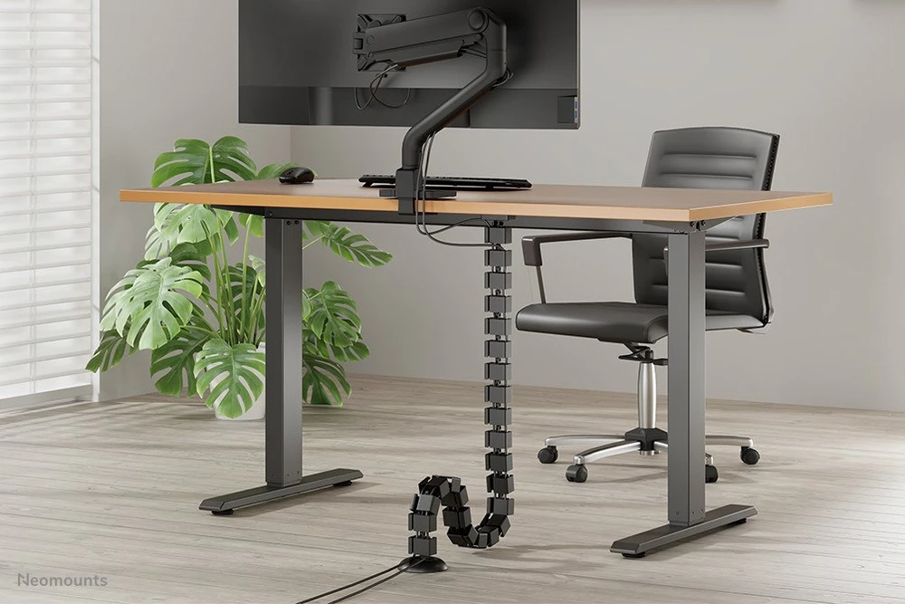 Laikiklis NEOMOUNTS CABLE SPINE ORGANIZER FOR SIT/STAND DESK FRAMES, MAGNET MOUNTED, Juodas
