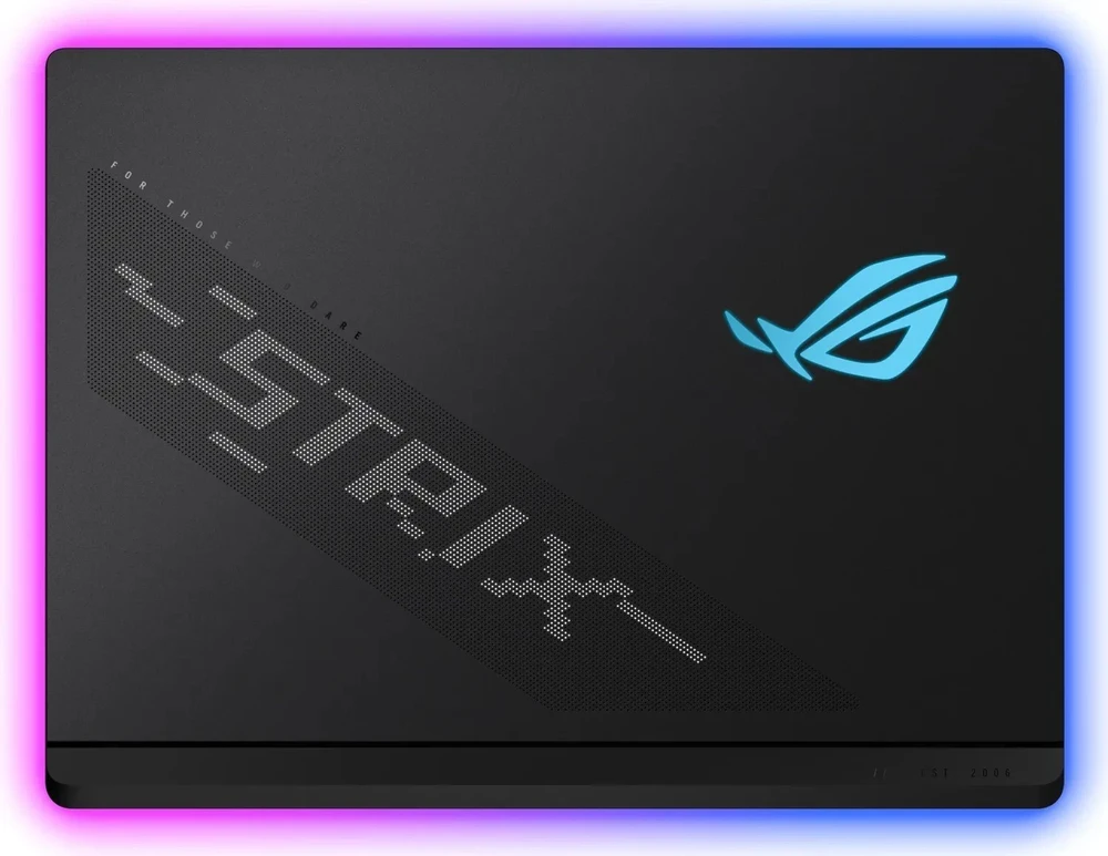 Žaidimų nešiojamas kompiuteris ASUS ROG Strix SCAR 18 G835LXG-U9642W 18" 4K Mini LED 240 Hz | Intel Core Ultra 9 290HX | 64 GB RAM | 2 TB SSD | GeForce RTX 5090 24 GB | Windows 11 Home