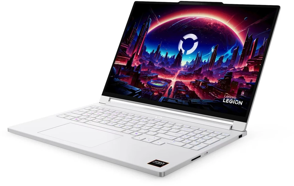 Nešiojamas kompiuteris Lenovo Legion 7 16AGP11 | AMD Ryzen AI 7 450, NVIDIA GeForce RTX 5060 8 GB, 16" WQXGA OLED 240 Hz, 32 GB RAM, 1 TB SSD, Windows 11 Pro | Baltas