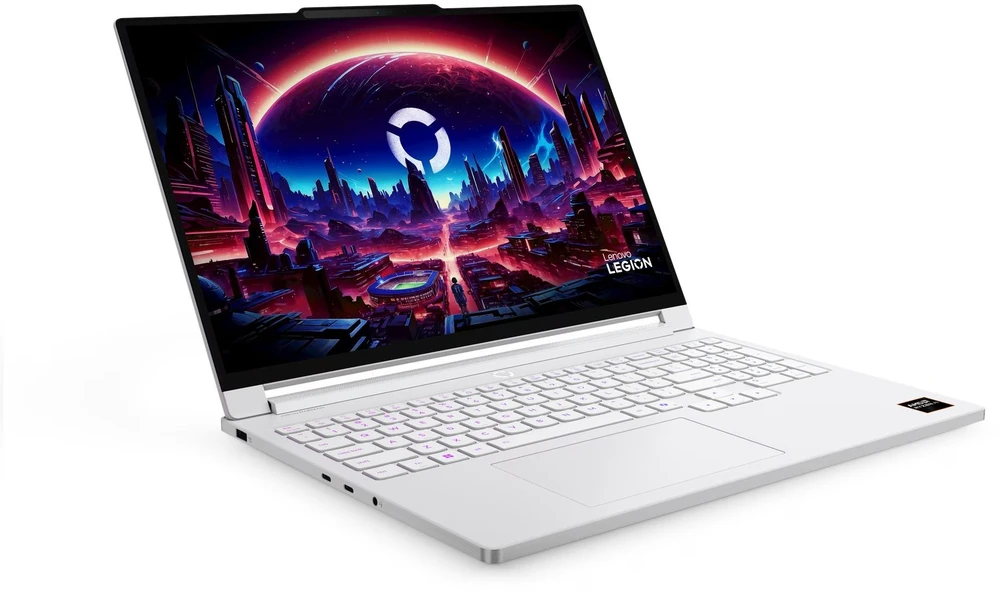 Nešiojamas kompiuteris Lenovo Legion 7 16AGP11 | AMD Ryzen AI 7 450, NVIDIA GeForce RTX 5060 8 GB, 16" WQXGA OLED 240 Hz, 32 GB RAM, 1 TB SSD, Windows 11 Pro | Baltas