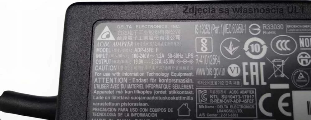 Acer maitinimo adapterio techninė etiketė
