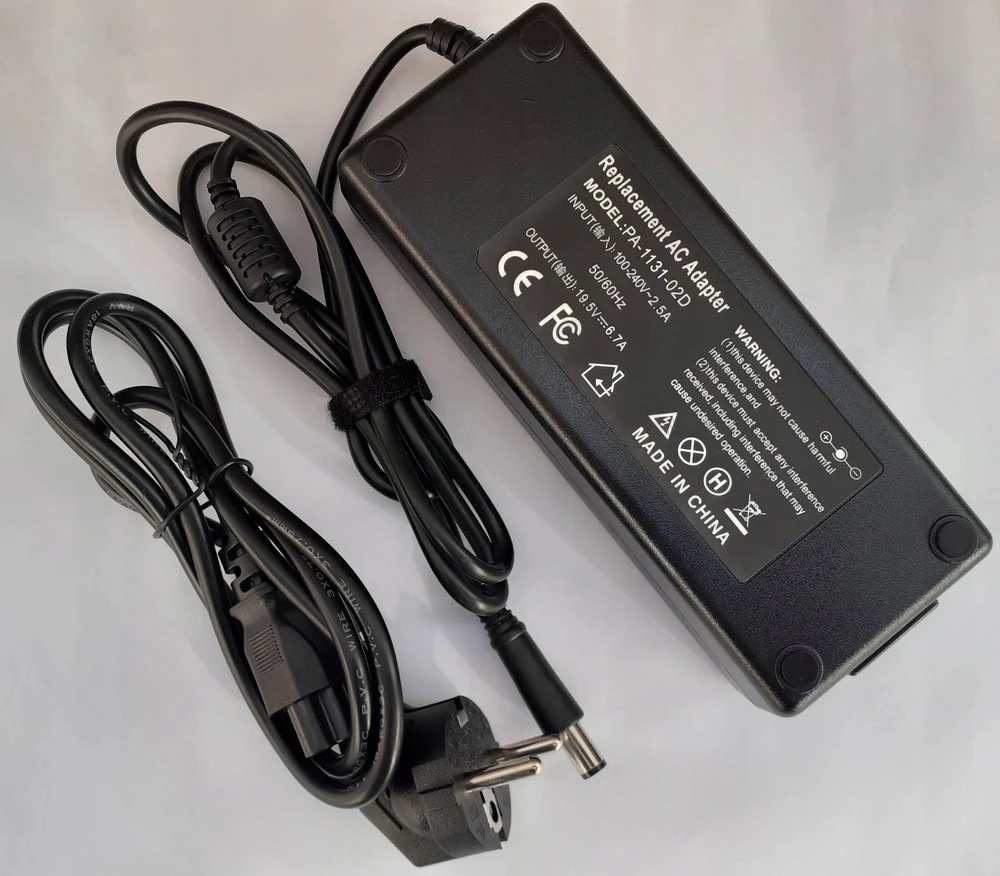 Dell Kintamosios srovės adapteris, 130 W, 19,5 V, 3 kontaktų, 4,5 mm, C6 maitinimo laidas,