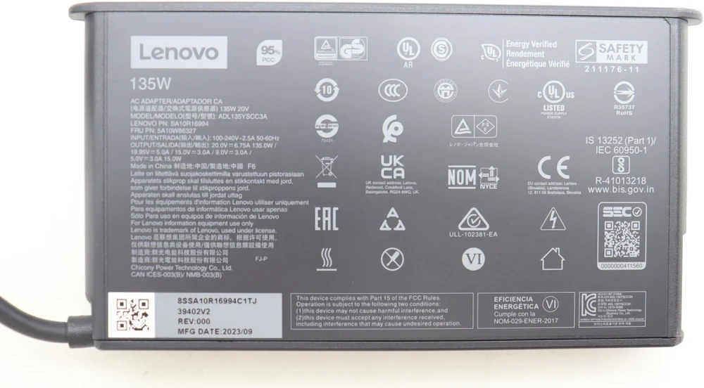Nešiojamojo kompiuterio maitinimo adapteris Lenovo 135W USB-C AC adapter for