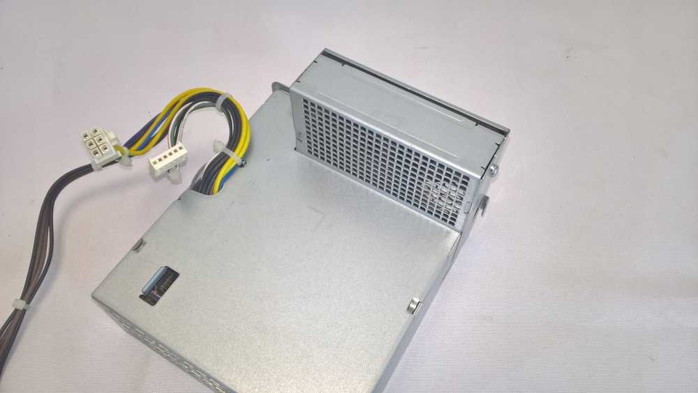 Nešiojamojo kompiuterio maitinimo adapteris HP 180 W, 9.23 A, 19.5 V (AC Adapteris 180W 19.5V-9.23A)