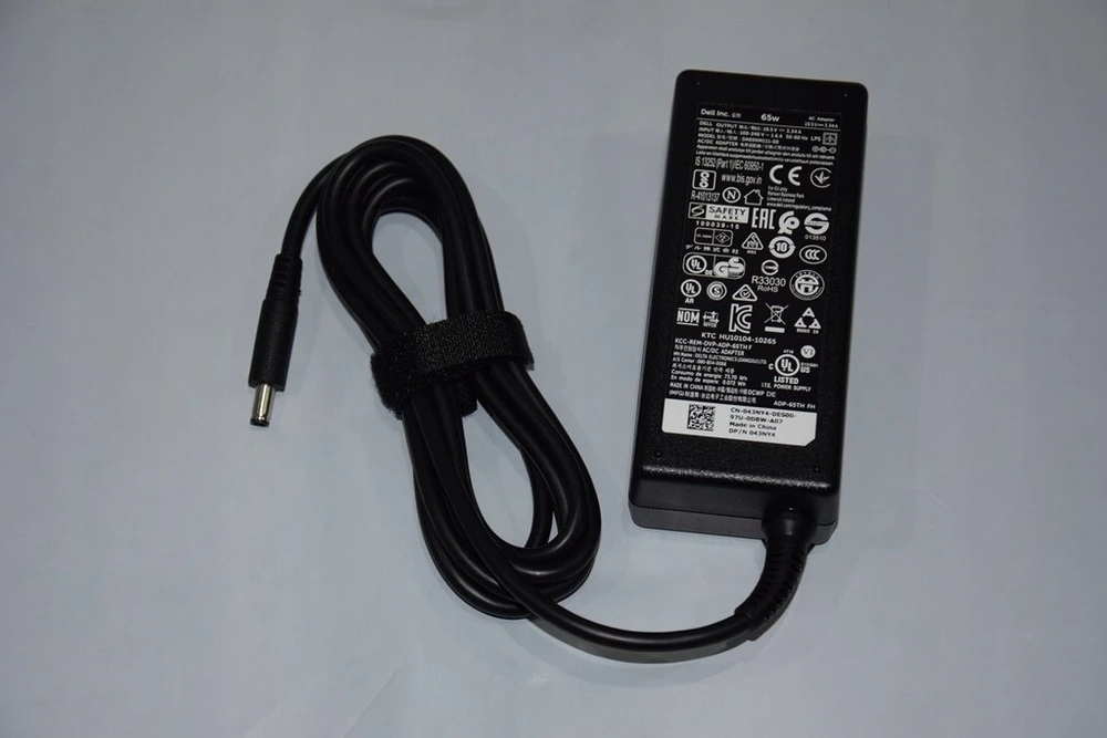 „Dell“ 65 W | 19,5 V | 3,34 A | (7,4 x 5,0 kištukas)