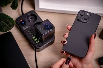 Maitinimo įkroviklis - Newell GaN 70 W TFT įkroviklis USB-C, USB-A, integruotas laidas