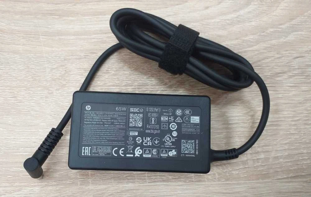 Hewlett Packard (HP) Nešiojamojo kompiuterio maitinimo adapteris HP 65 W, 1.7 A, 18.5 V