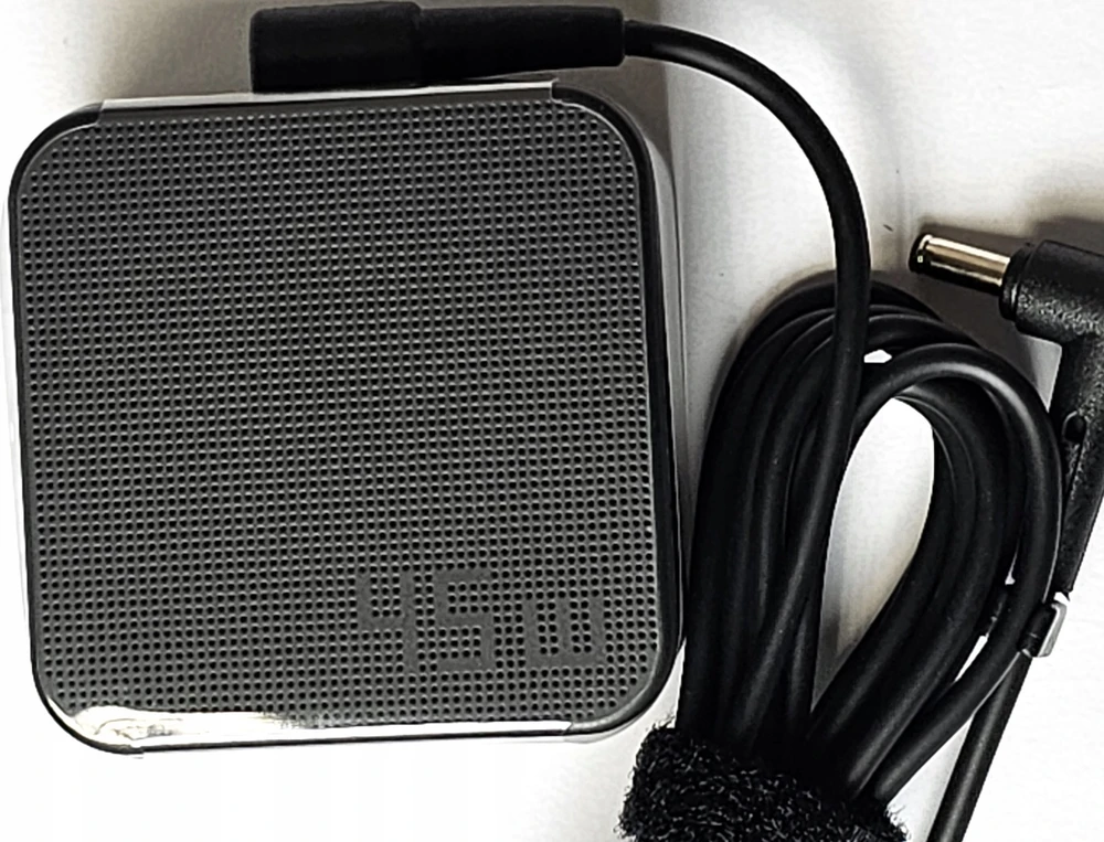 Nešiojamojo kompiuterio maitinimo adapteris Asus 45 W, (0A001-00694300)