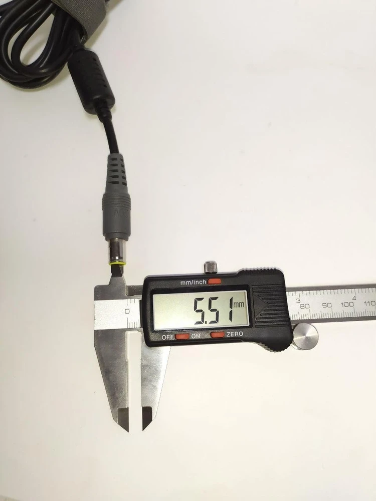 Nešiojamojo kompiuterio maitinimo adapteris Lenovo 65 W, 20 V (AC Adapteris 65W)