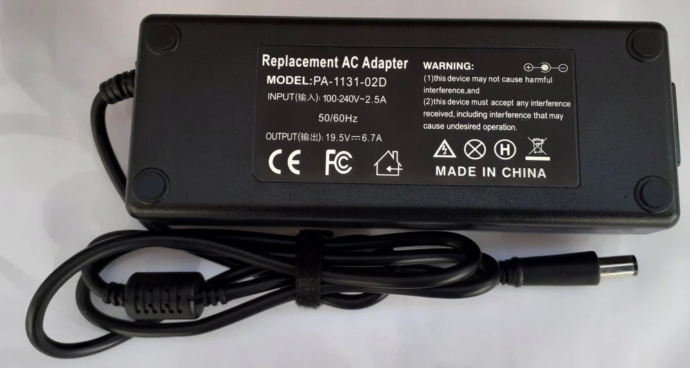 Dell Kintamosios srovės adapteris, 130 W, 19,5 V, 3 kontaktų, 4,5 mm, C6 maitinimo laidas,