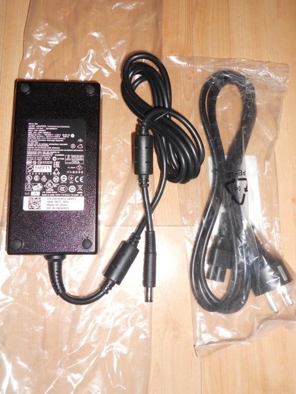 Nešiojamojo kompiuterio maitinimo adapteris Dell 180 W, 9.23 A, 19.5 V (AC Adapteris, 180W, 19.5V, 3)