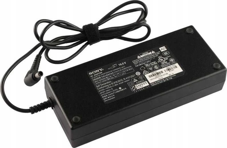 Juodas Sony 160W maitinimo adapteris su kabeliu