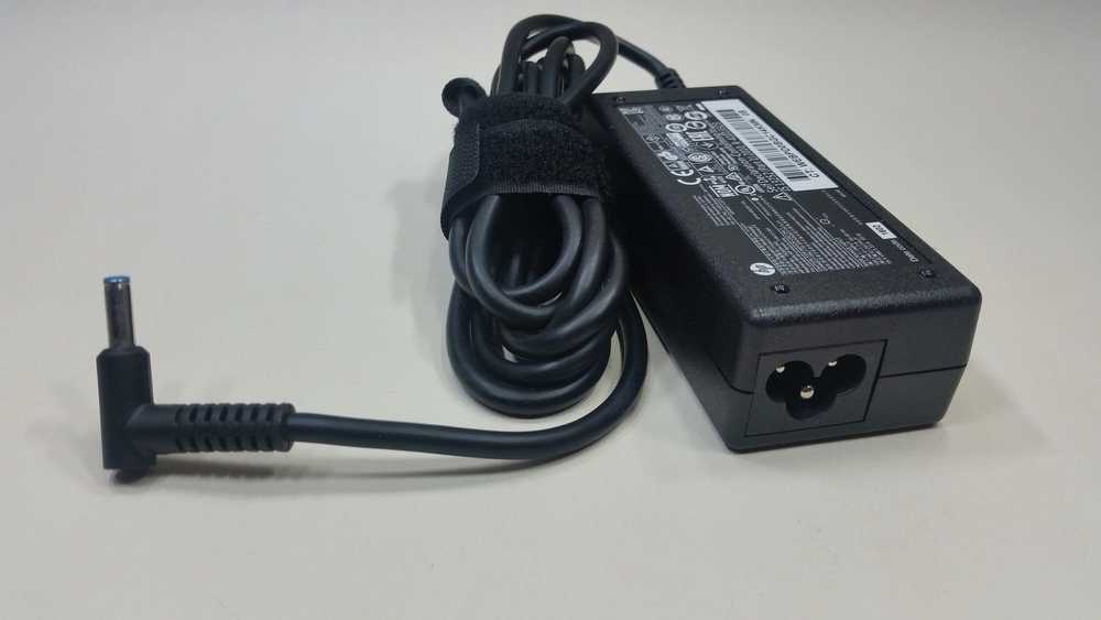 Hewlett Packard (HP) Nešiojamojo kompiuterio maitinimo adapteris HP 65 W, (753559-002)