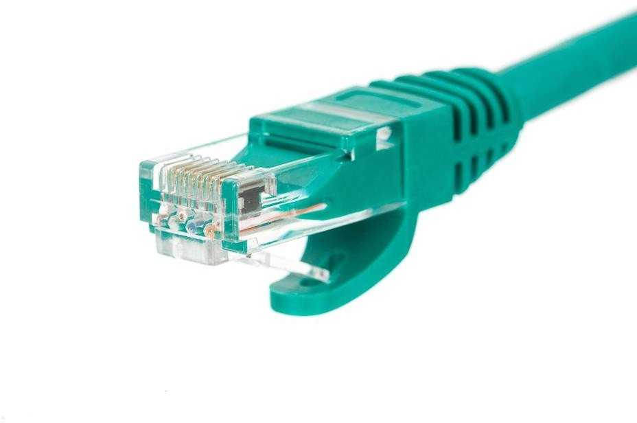 NETRACK BZPAT05UG Netrack patchcord RJ45, lietas gaubtelis, kat. 5e UTP, 0,5 m žalia