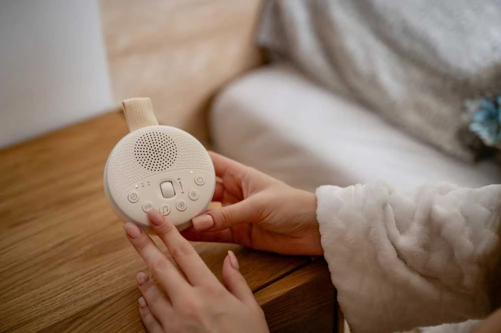 Naktinė Šviesa - Newell Luna Whisper LED su Baltojo Triukšmo funkcija