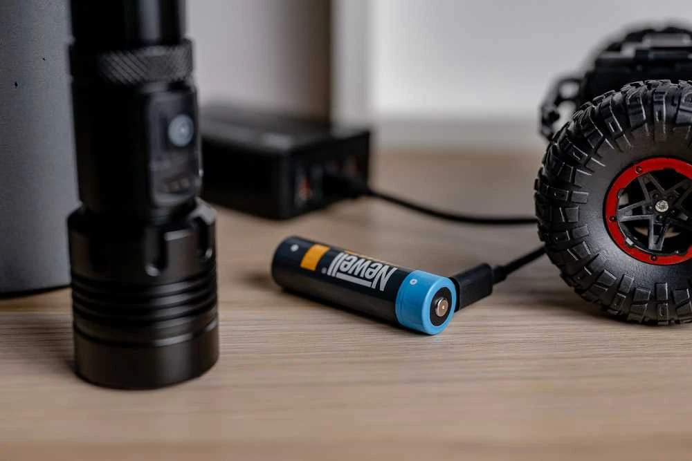 Newell 18650 USB-C 2200 mAh baterija