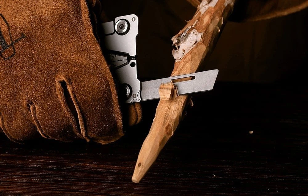 - Daugiafunkcis įrankis Nextool Sidabrinis Blade EDC 14in1 NE20182