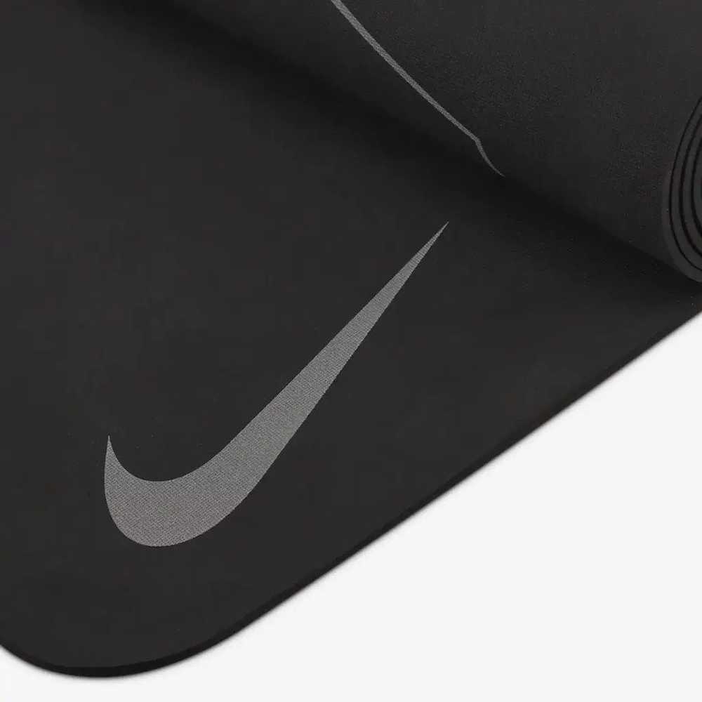 Nike JOGOS KILIMĖLIS 4 MM, DVIŠALIS TRENIRUOČIŲ KILIMĖLIS