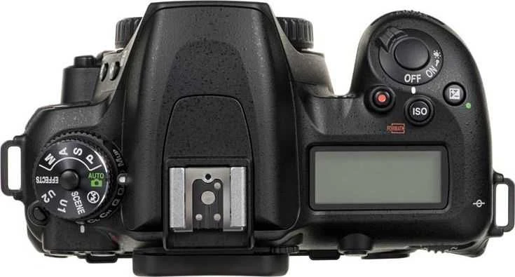 Nikon D7500 korpusas
