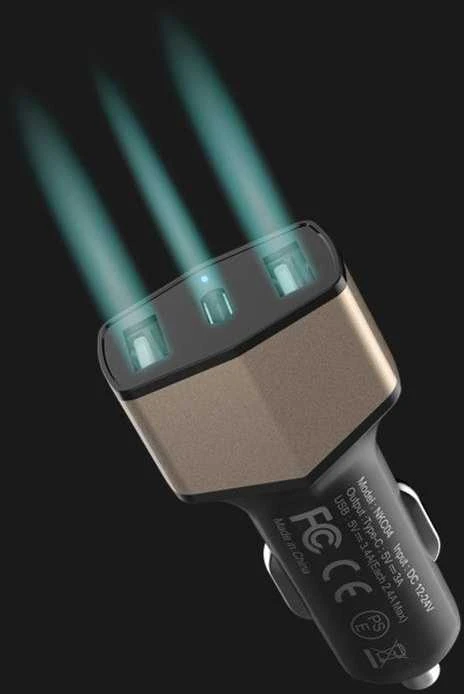 Dėklas Nillkin Celerity automobilinis įkroviklis - 2x USB-A + 1x USB-C, 32W sidabro spalvos