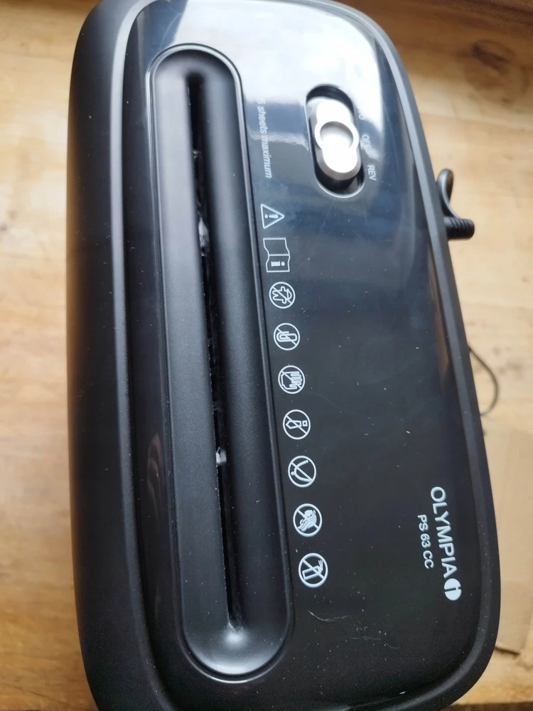 Niszczarka Olympia PS 63 CC P-4 330 W