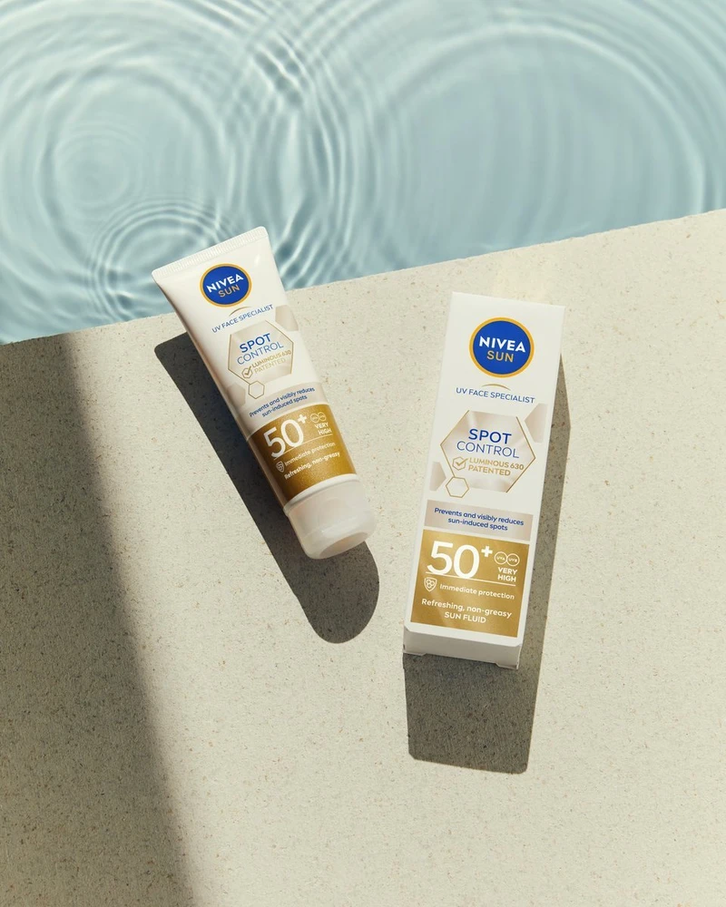 Nivea Sun Dark Spot Control Sun Fluid Day Creminis