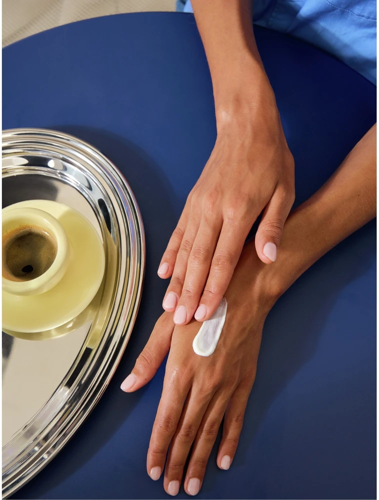 Nivea „Luminous630®“ rankų kremas nuo spalvos pakitimų SPF15, 50 ml