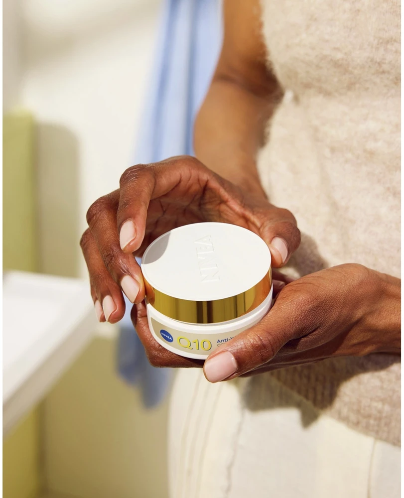 Nivea NIVEA Q10 Anti-Wrinkle Collagen Expert veido, kaklo ir dekoltė sviestas dienai ir nakčiai 50 ml