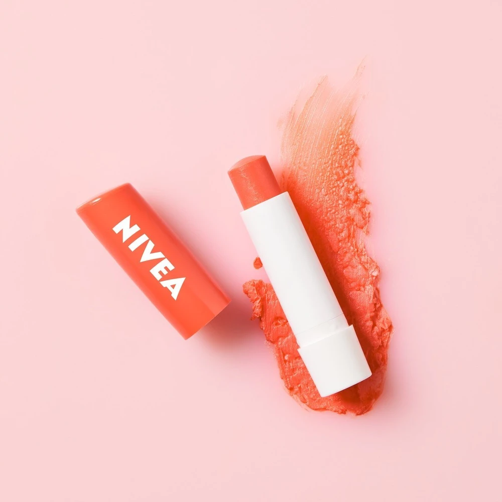 Nivea 24H Moisture Lip Peach Shine, 4,8 g