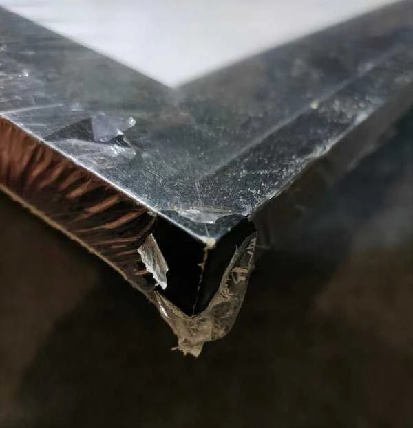 Nobo magnetinė sausai valoma lenta su juodu mediniu rėmeliu, 585x430 mm, Balta