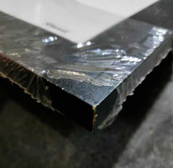 Nobo magnetinė sausai valoma lenta su juodu mediniu rėmeliu, 585x430 mm, Balta