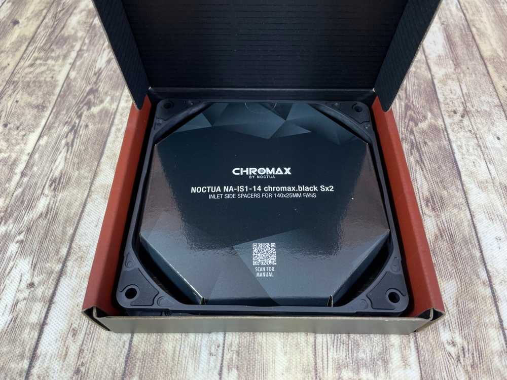 Noctua NA-IS1-14 chromax.juodas tarpikliai 140 mm ventiliatoriams - 2 vnt. rinkinys