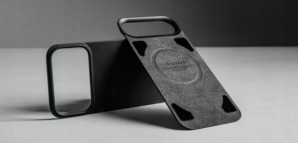 Dėklas Nomad Magnetic Leather Back, juodas (Horween), Magsafe - iPhone 17 Pro