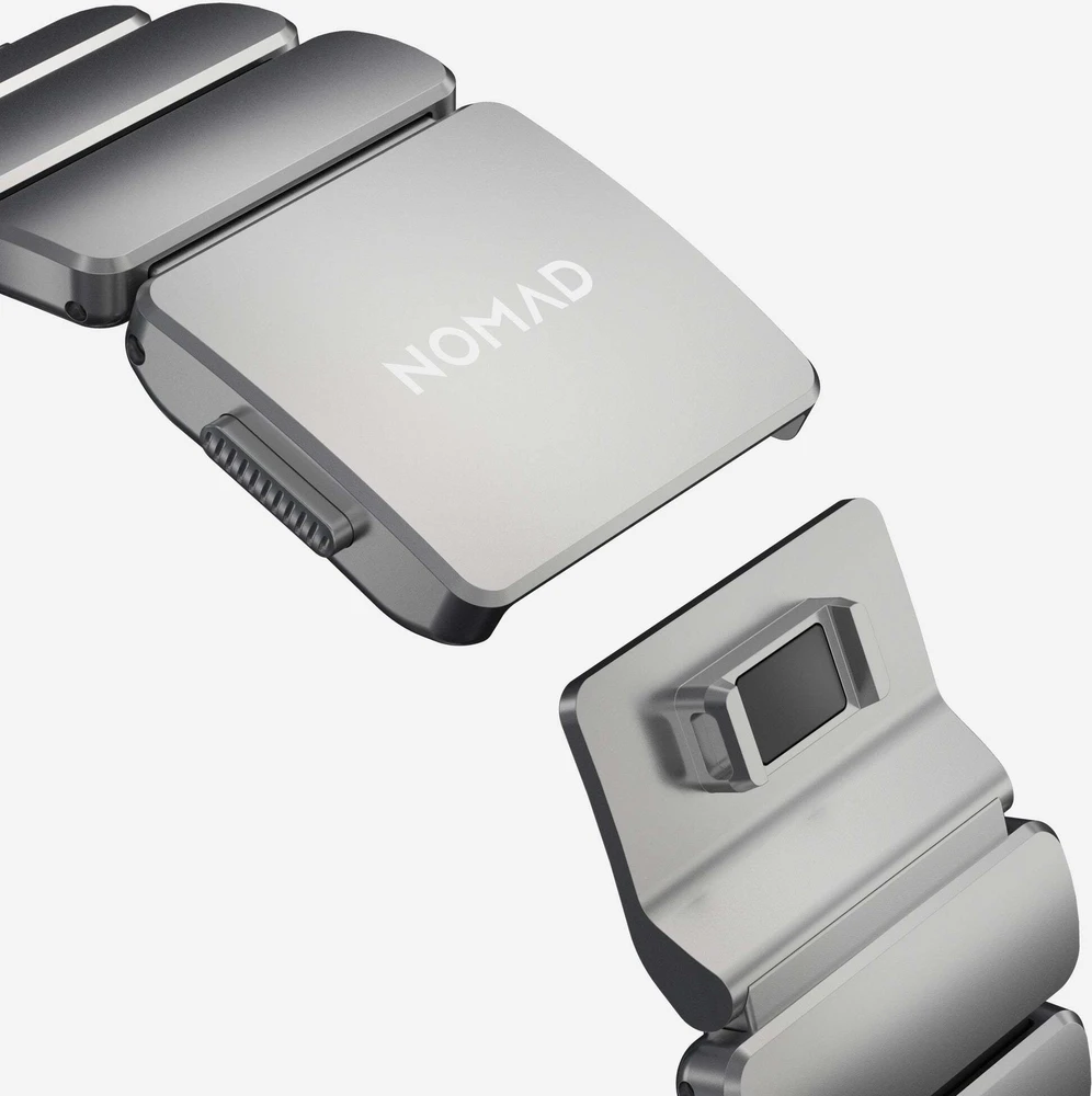 Apyrankė Nomad Stratos Band, natural titanium, juodas FKM - AW 45/46/49mm