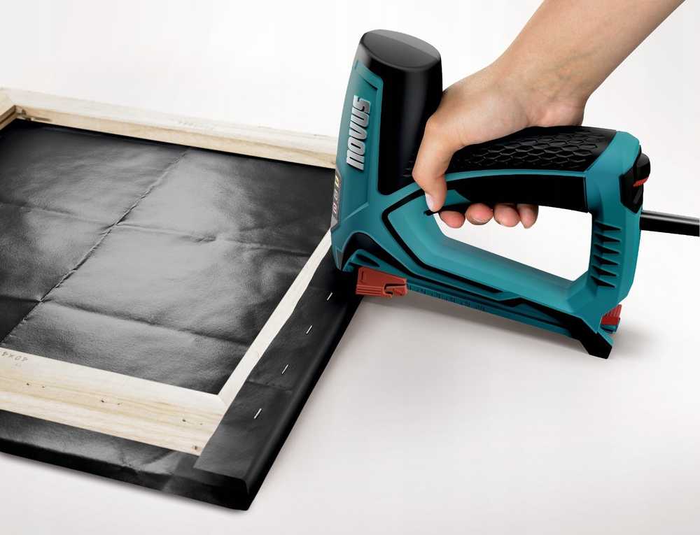 Novus Tools elektrinis segiklis J-151, 7 lygių smūgio reguliavimas, 3 m laidas